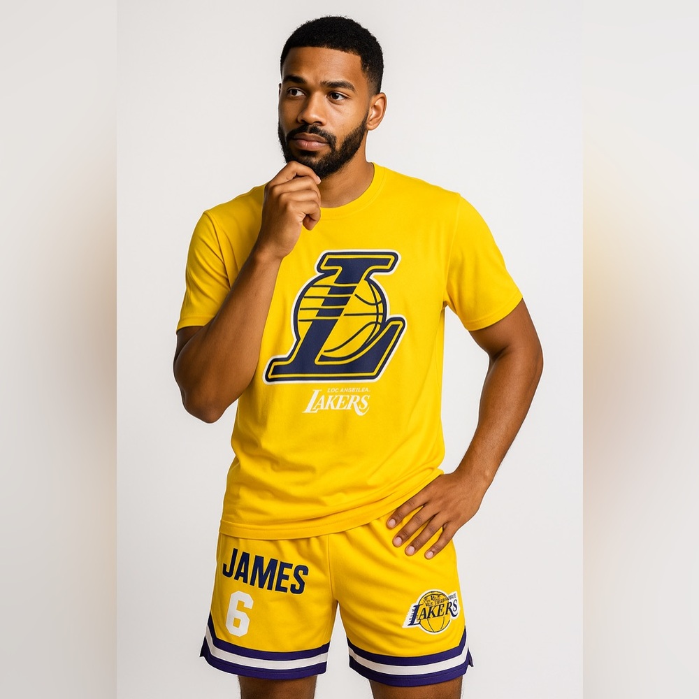 Official NBA Los Angeles #6 T-Shirt
Length29cm. shoulder 17cm. waist 19 cmSize S
